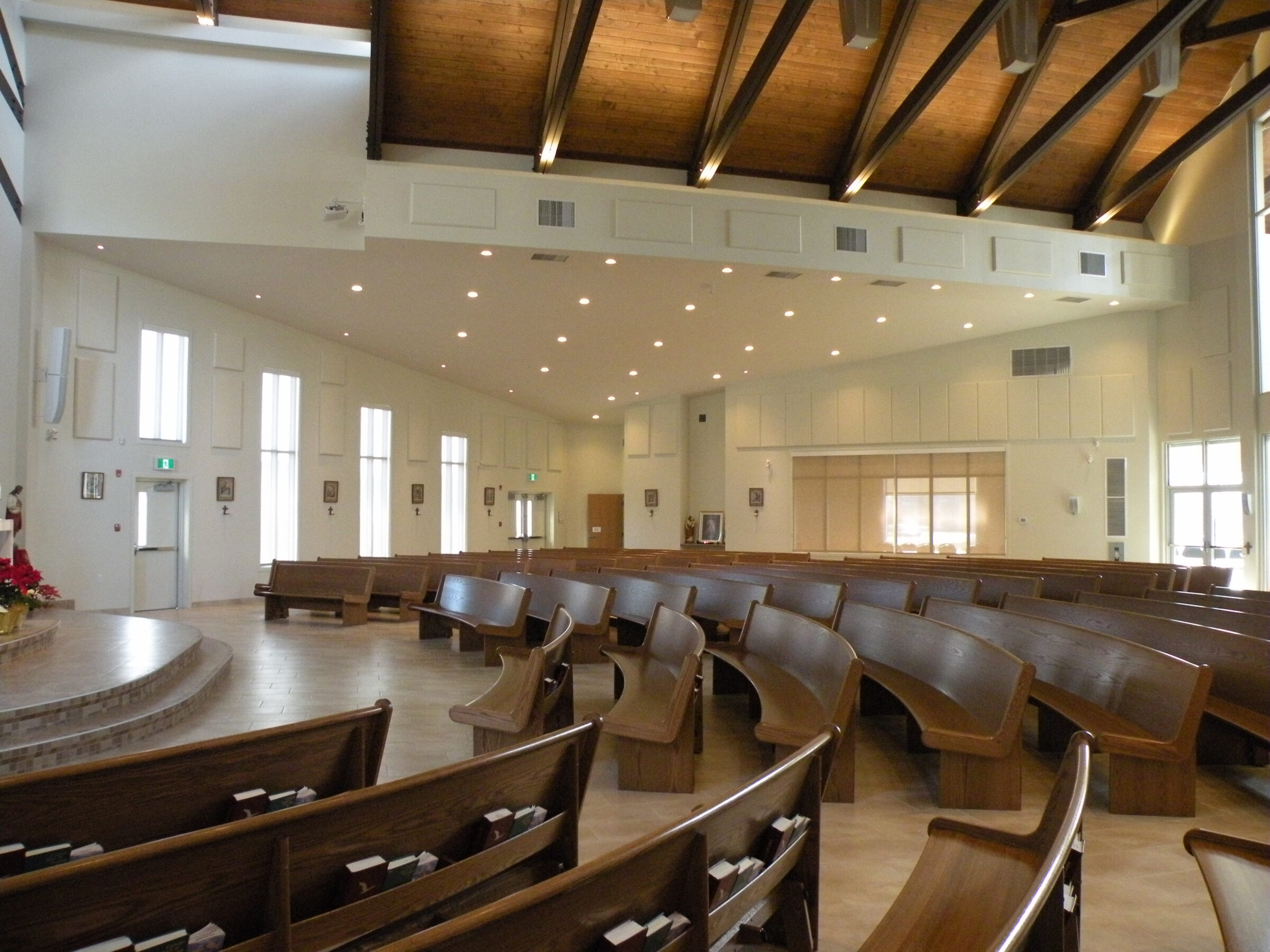 Stjamescatholicabbotsford1